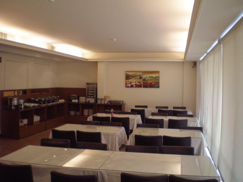 Emperor Hotel Καοσιούνγκ Εξωτερικό φωτογραφία