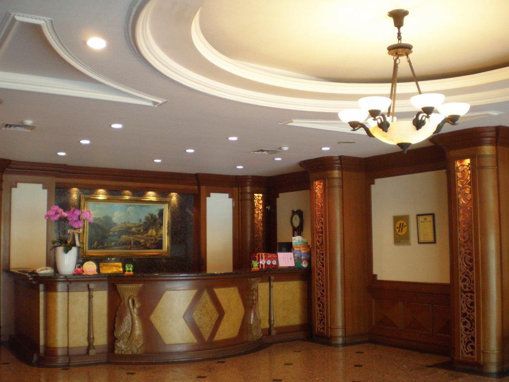 Emperor Hotel Καοσιούνγκ Εξωτερικό φωτογραφία