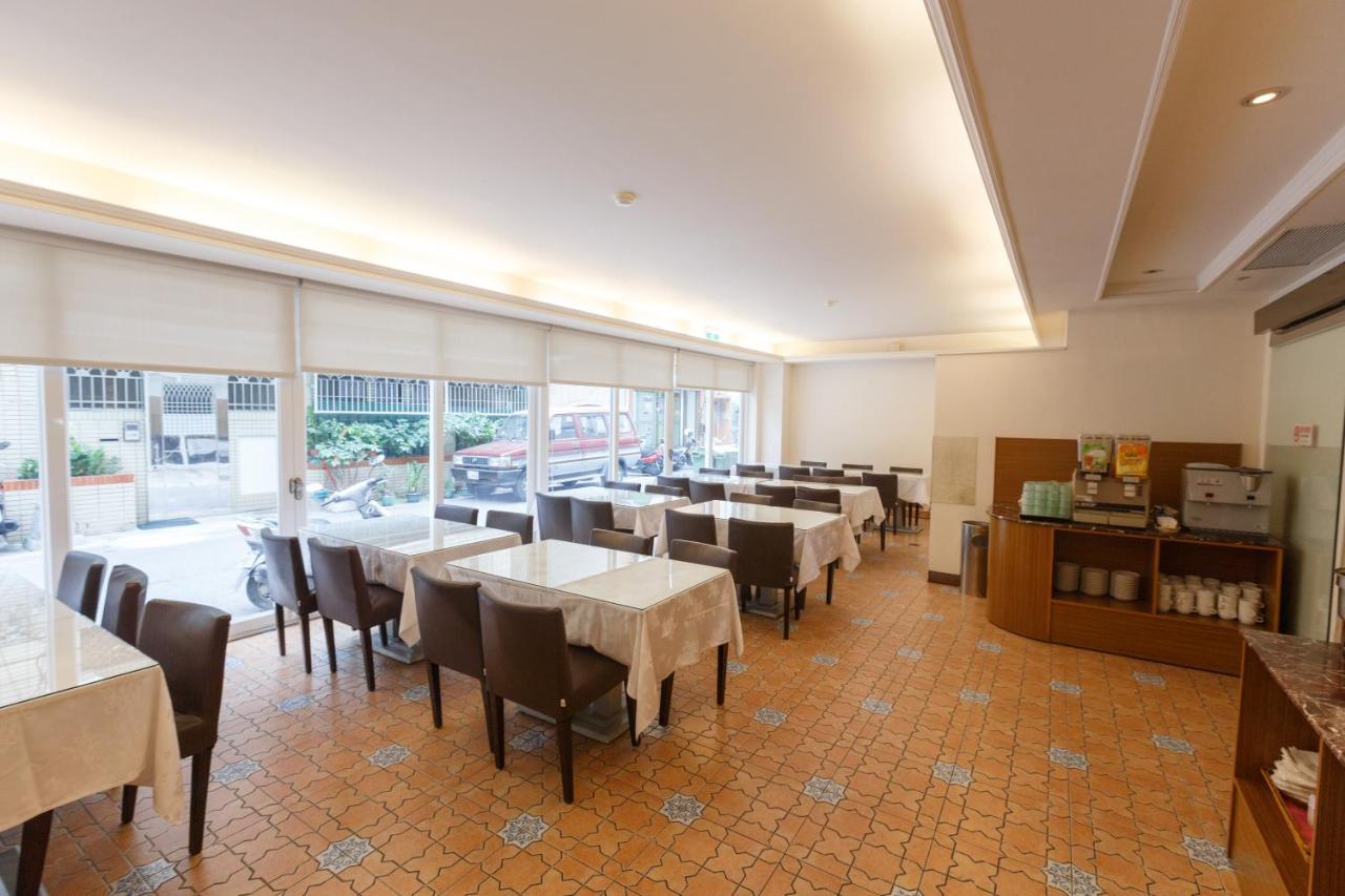 Emperor Hotel Καοσιούνγκ Εξωτερικό φωτογραφία